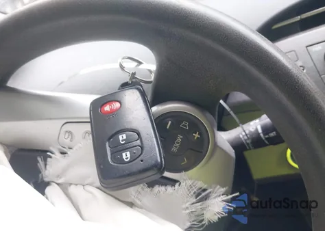 2012 Toyota Prius Three из США, поврежденный, VIN JTDKN3DU3C1543785